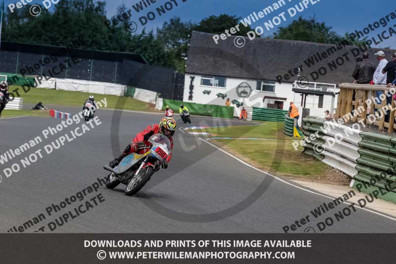 Vintage motorcycle club;eventdigitalimages;mallory park;mallory park trackday photographs;no limits trackdays;peter wileman photography;trackday digital images;trackday photos;vmcc festival 1000 bikes photographs